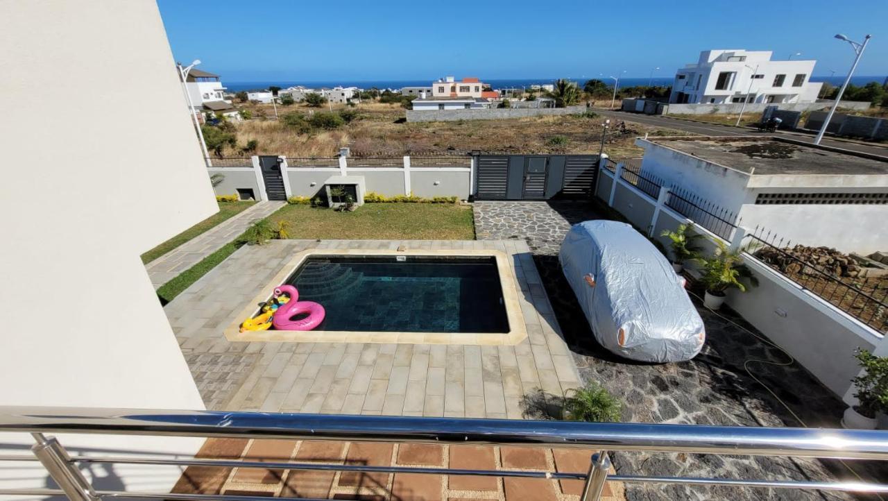 Coquette Villa Avec Piscine Flic-en-Flacq 外观 照片